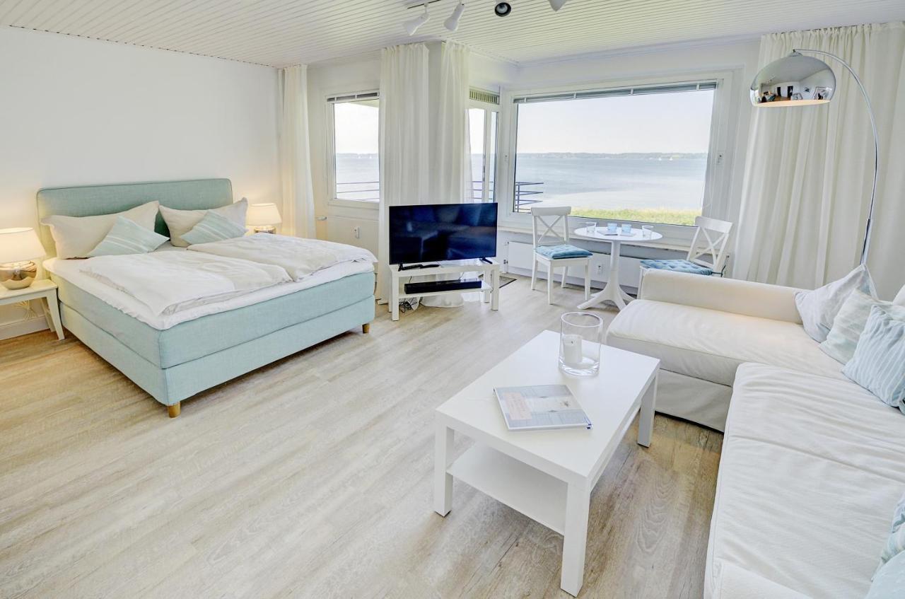 Fewo1846 - Fjordview - Komfortables Studioapartment Mit Balkon Und Meerblick Gluecksburg Exterior photo